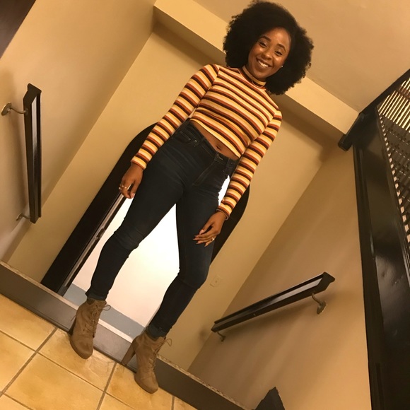 Meet your Posher, Ariel - Picture 1 of 1